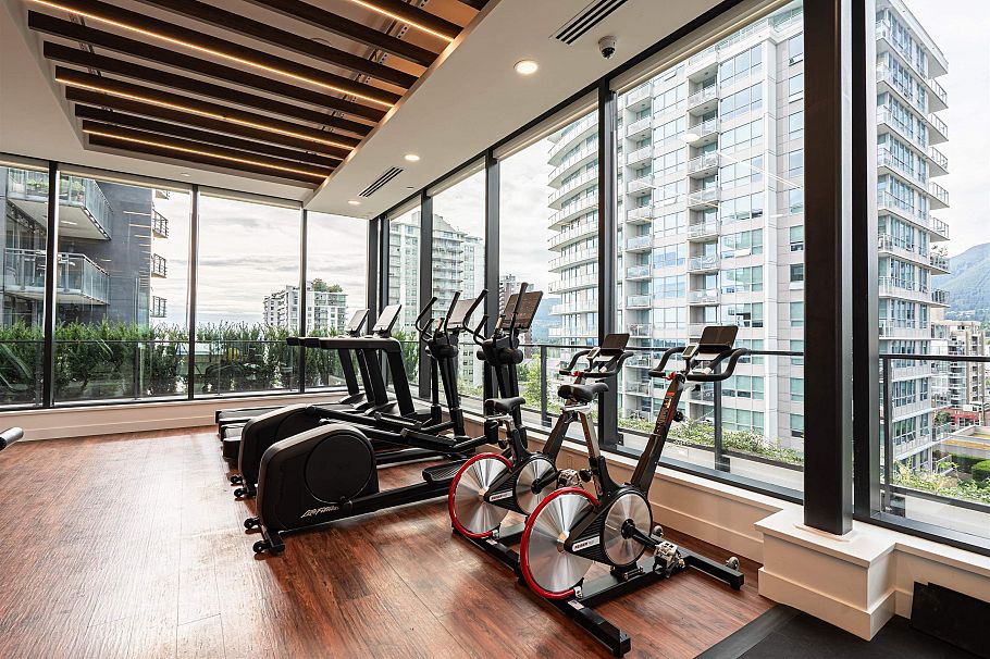 410 135 E 13th Street North Vancouver, BC - 27