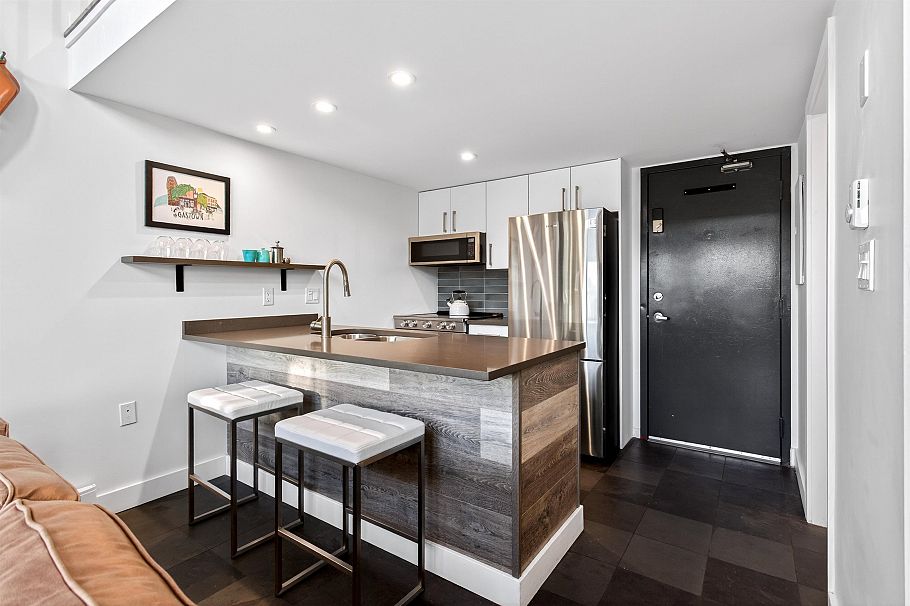 805 22 E Cordova Street Vancouver, BC - 7