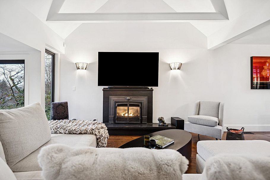 3814 W 11 Avenue Vancouver, BC - 6