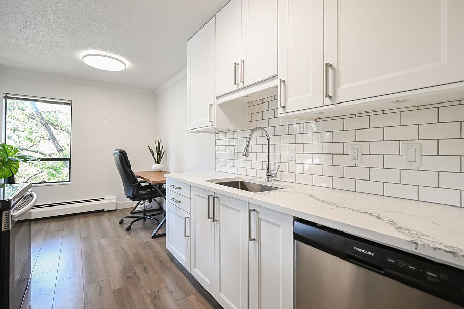 306 1250 W 12th Avenue Vancouver, BC - 19