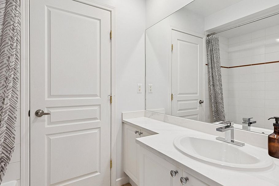 8528 Lighthouse Way Vancouver, BC - 24