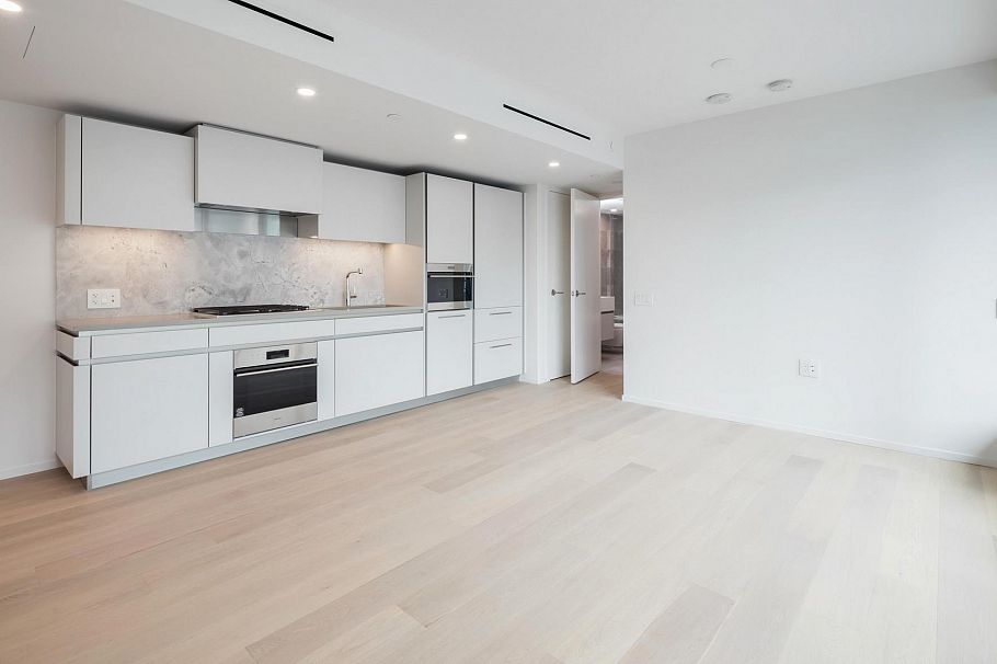 801 889 Pacific Street Vancouver, BC - 7