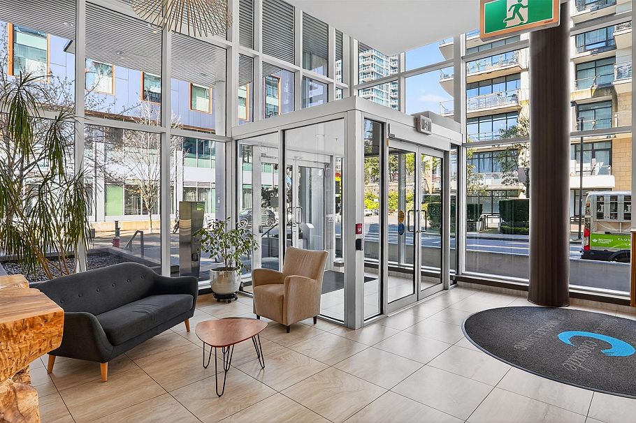 110 175 Victory Ship Way North Vancouver, BC - 27