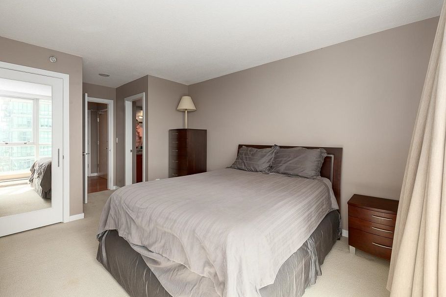 1305 120 Milross Avenue Vancouver, BC - 18