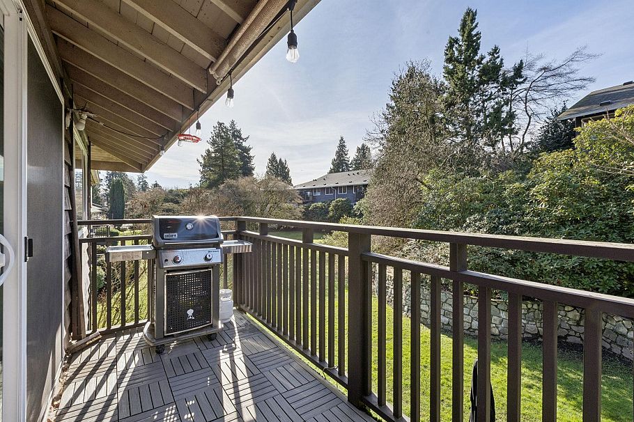 214 555 W 28th Street North Vancouver, BC - 4