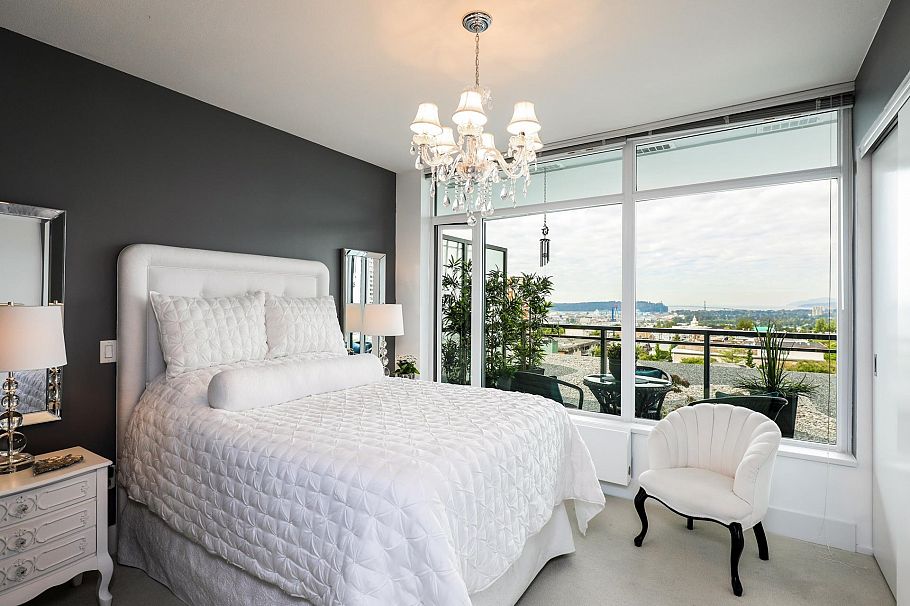 505 111 E 13th Street North Vancouver, BC - 16