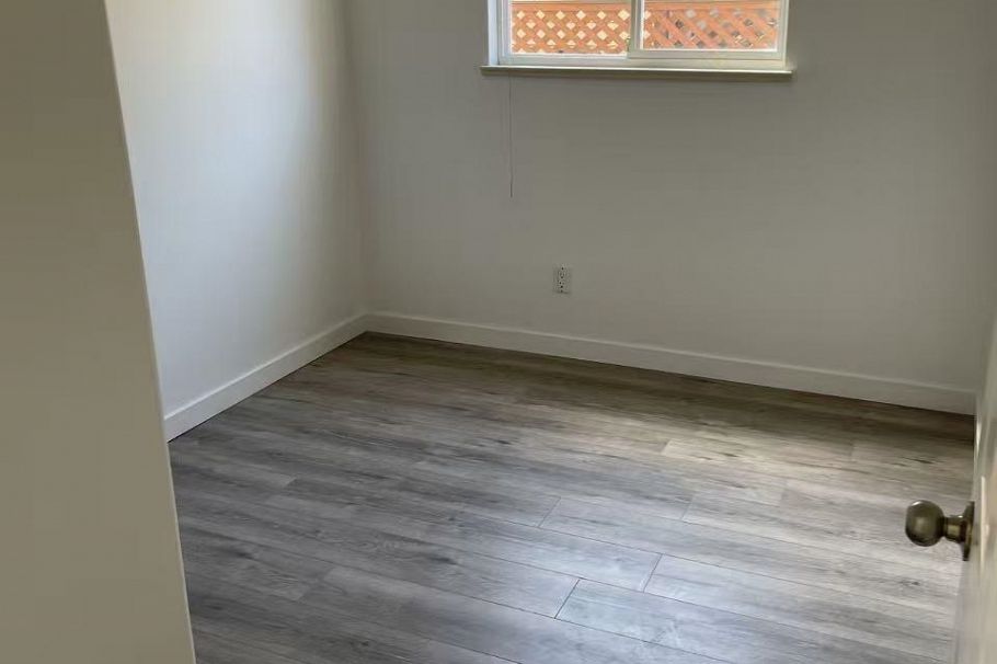 939 E 26th Avenue Vancouver, BC - 25