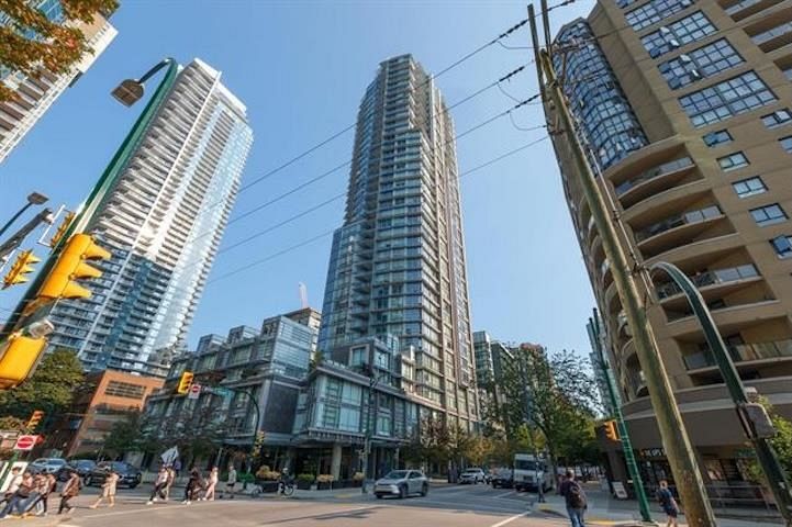 3405 1283 Howe Street Vancouver, BC - 1