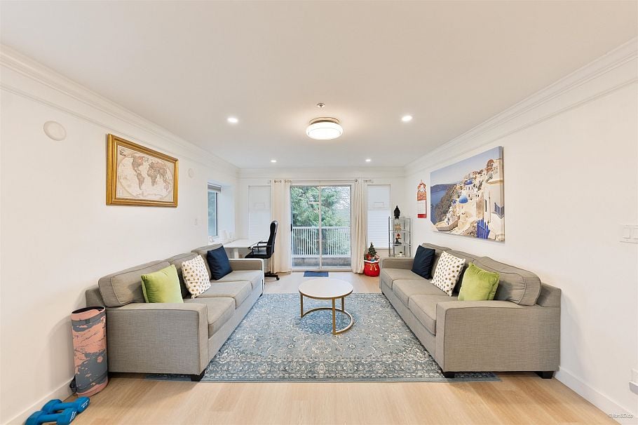 707 E 63rd Avenue Vancouver, BC - 11