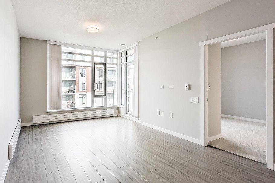 402 3188 Riverwalk Avenue Vancouver, BC - 4