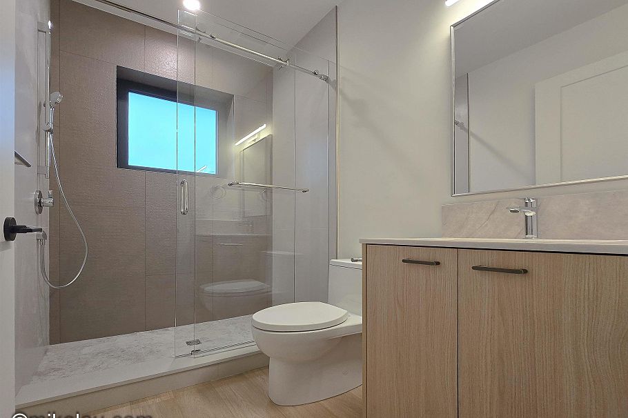 353X W 20 AVE, Vancouver BC V6S 1E6 Vancouver, BC - 8