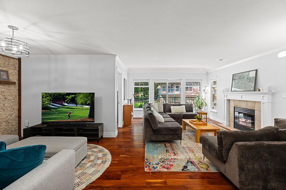 1188 Strathaven Drive North Vancouver, BC - 10