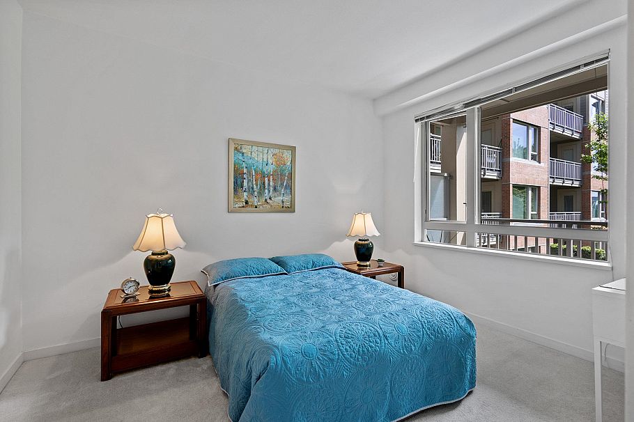 227 119 W 22nd Street North Vancouver, BC - 14