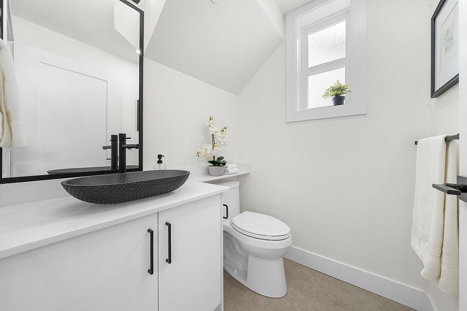 279 E 48th Avenue Vancouver, BC - 21