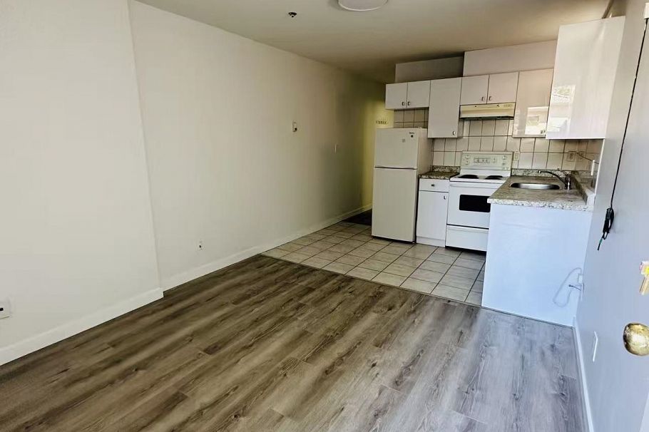 939 E 26th Avenue Vancouver, BC - 7