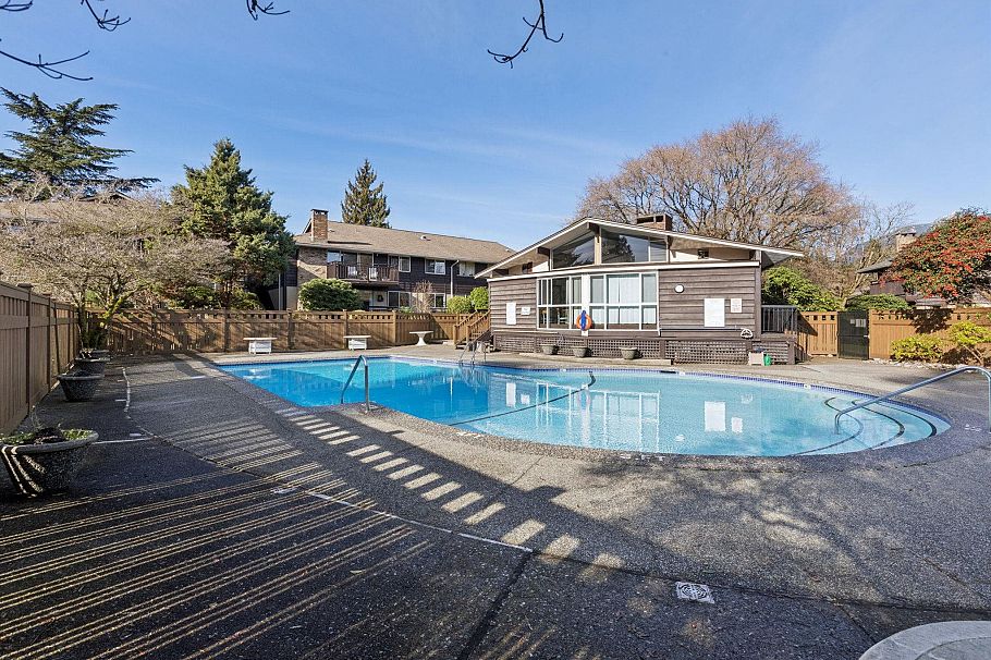 214 555 W 28th Street North Vancouver, BC - 26