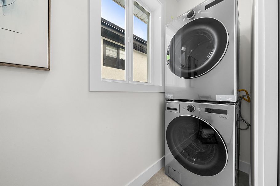 279 E 48th Avenue Vancouver, BC - 20