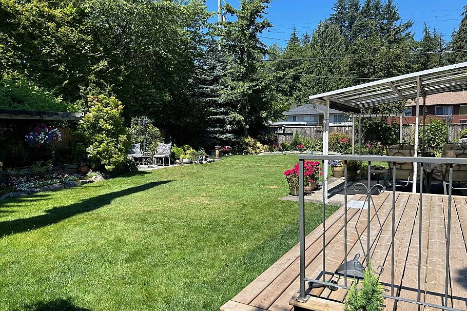 2693 Poplynn Drive North Vancouver, BC - 8