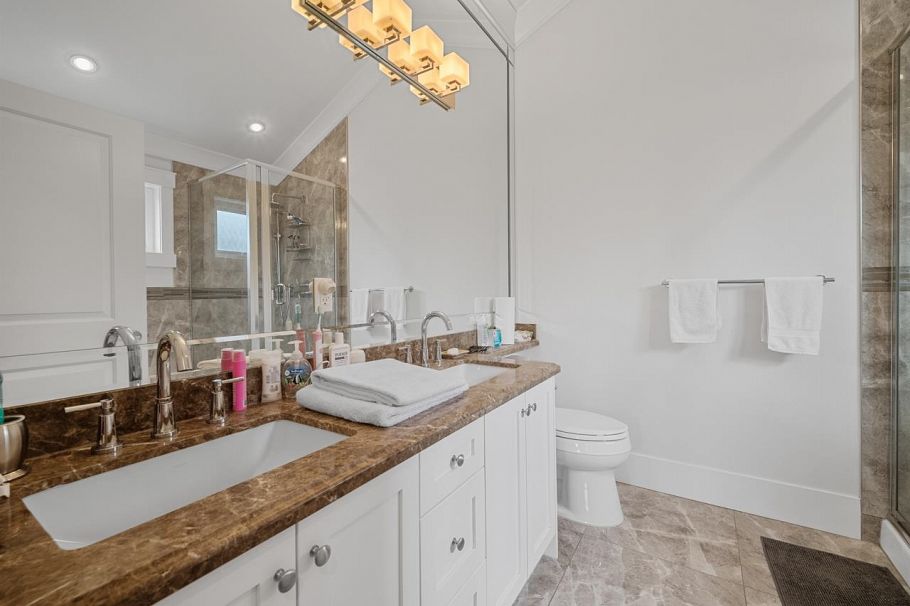 3288 W 32nd Avenue Vancouver, BC - 25