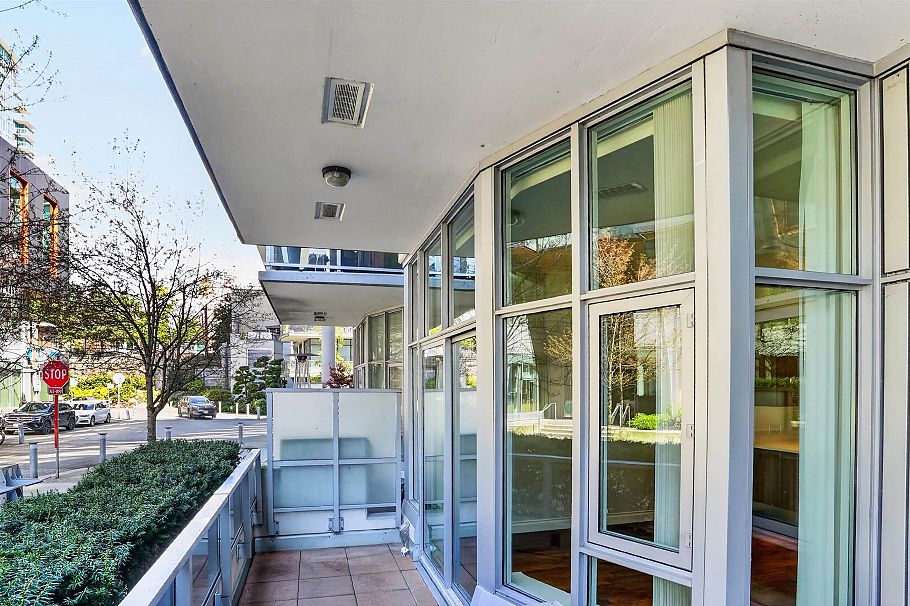 110 175 Victory Ship Way North Vancouver, BC - 20