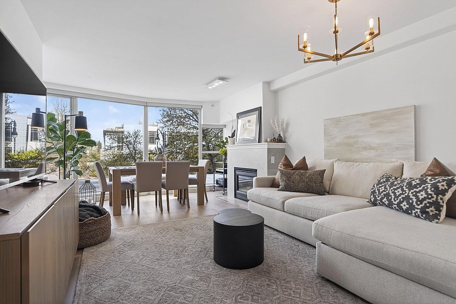 305 560 Cardero Street Vancouver, BC - 2