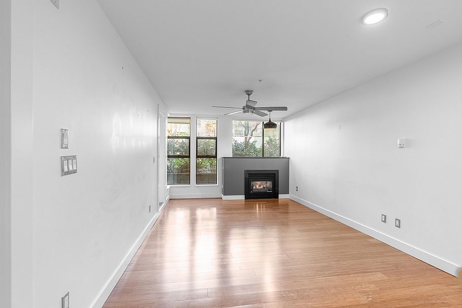 203 305 Lonsdale Avenue North Vancouver, BC - 11