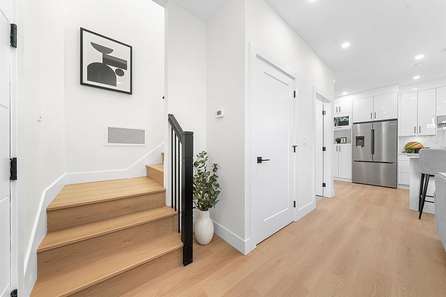 279 E 48th Avenue Vancouver, BC - 23