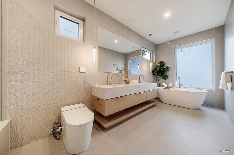 971 Adderley Street North Vancouver, BC - 22