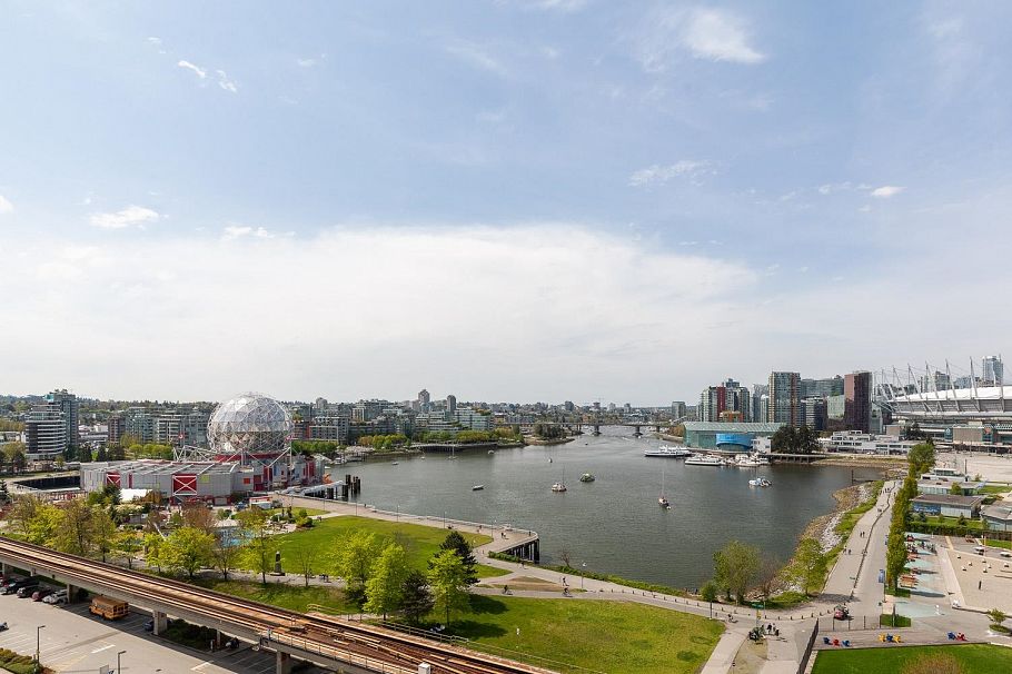 1305 120 Milross Avenue Vancouver, BC - 24