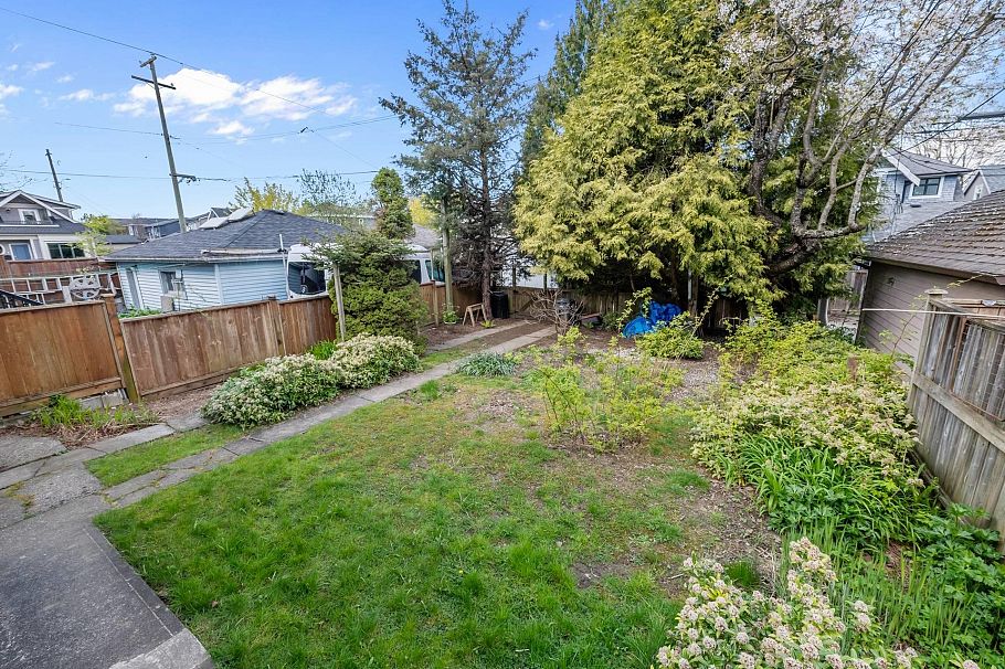 85 W 21st Avenue Vancouver, BC - 22