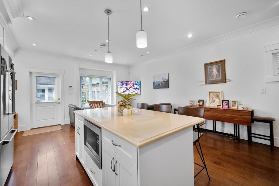 3288 W 32nd Avenue Vancouver, BC - 11