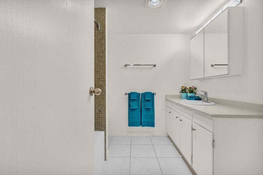 101 1777 W 13th Avenue Vancouver, BC - 17