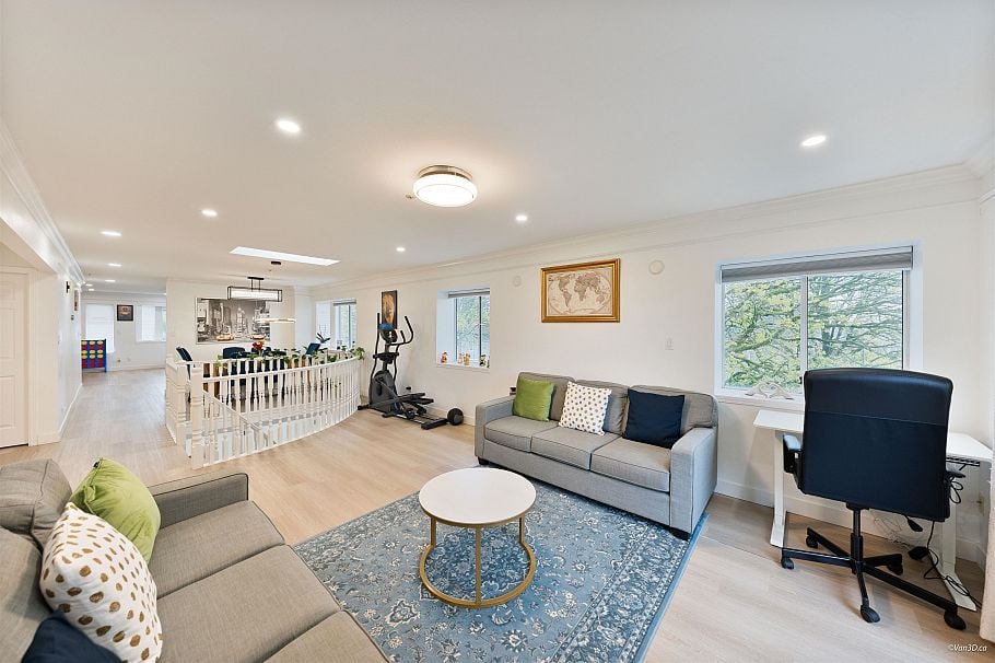 707 E 63rd Avenue Vancouver, BC - 15
