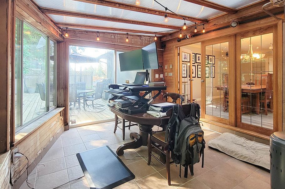 3595 Wellington Crescent North Vancouver, BC - 40