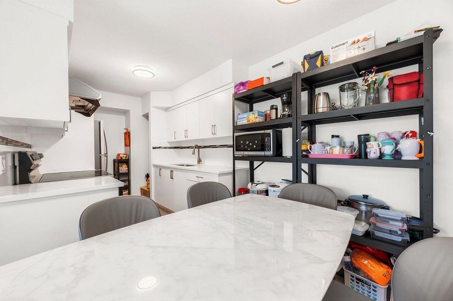 45 3425 E 49th Avenue Vancouver, BC - 17