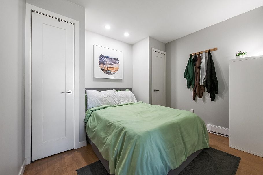 1 3728 Thurston Street Burnaby, BC - 13