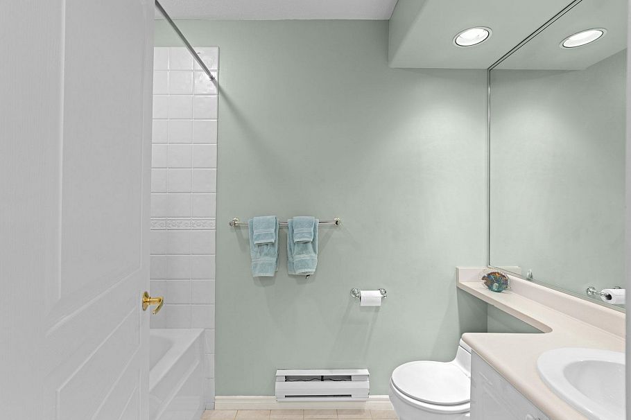 1188 Strathaven Drive North Vancouver, BC - 26