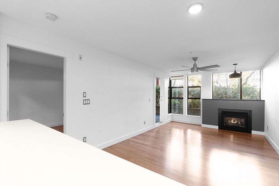 203 305 Lonsdale Avenue North Vancouver, BC - 10