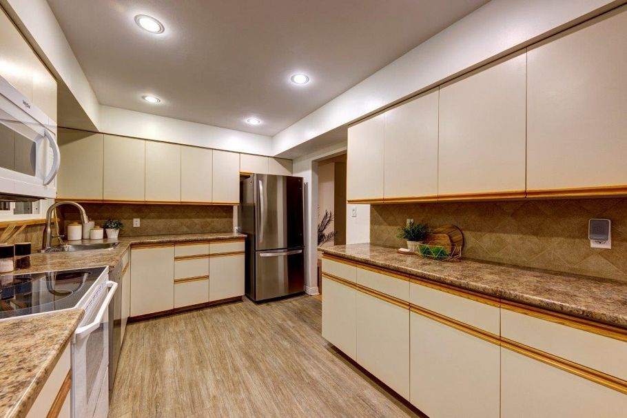 2693 Poplynn Drive North Vancouver, BC - 24