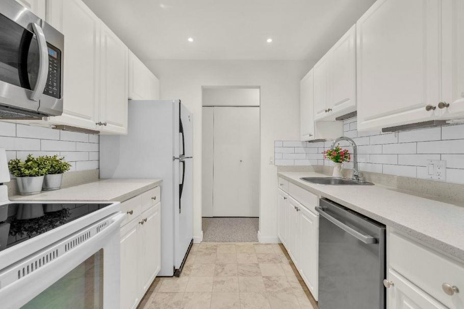 101 1777 W 13th Avenue Vancouver, BC - 15