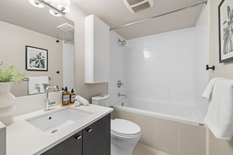 806 1618 Quebec Street Vancouver, BC - 16