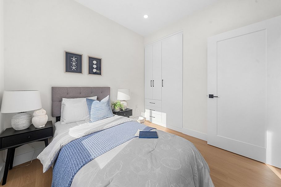 279 E 48th Avenue Vancouver, BC - 26