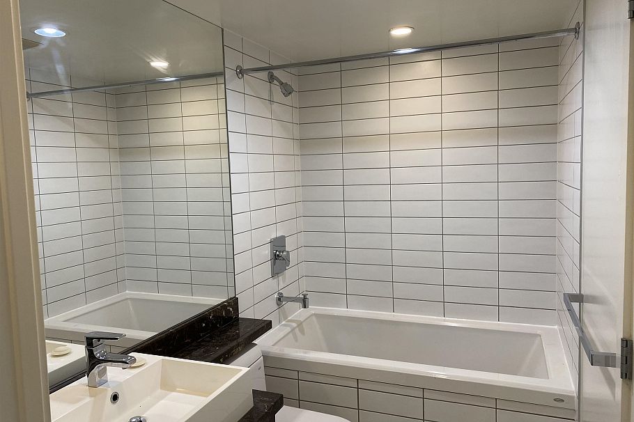 211 4818 Eldorado Mews Vancouver, BC - 1