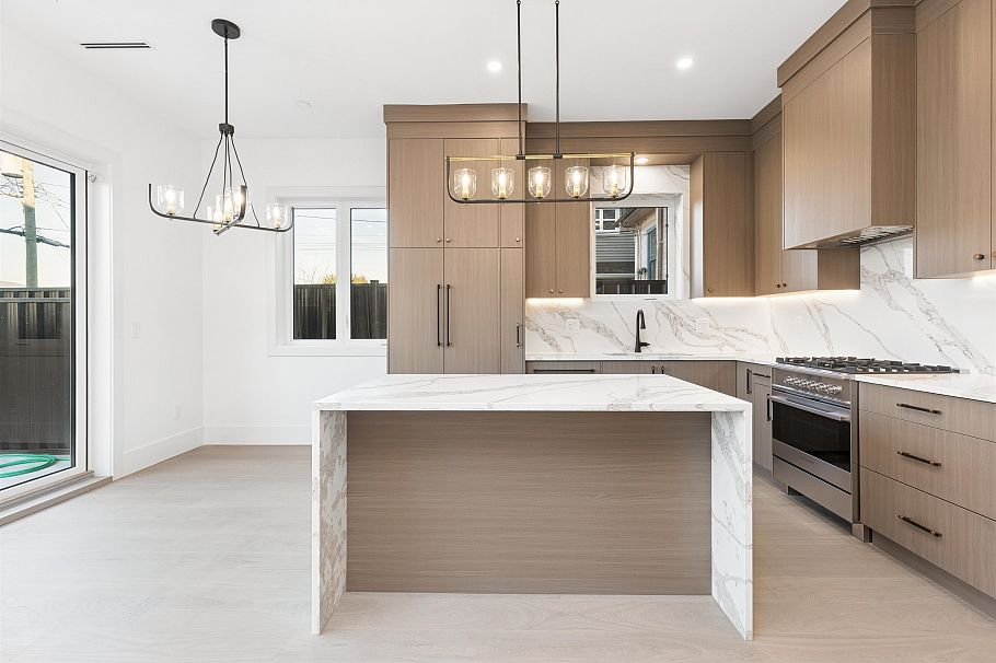 2 847 E 10 Avenue Vancouver, BC - 8