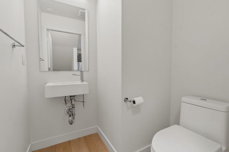 7891 Oak Street Vancouver, BC - 8