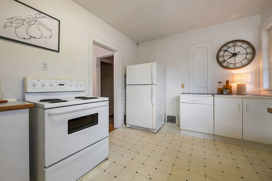 85 W 21st Avenue Vancouver, BC - 11