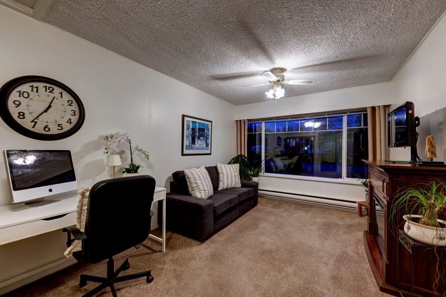 2693 Poplynn Drive North Vancouver, BC - 26