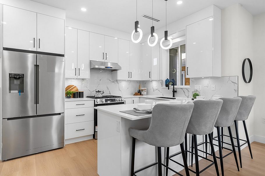 279 E 48th Avenue Vancouver, BC - 11