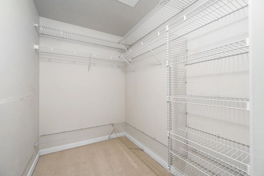 303 255 W 1st Street North Vancouver, BC - 6