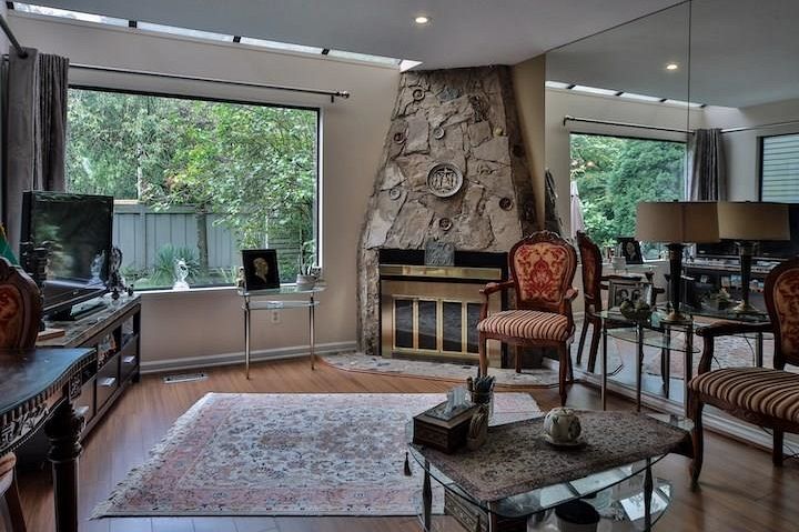 1147 Montroyal Boulevard North Vancouver, BC - 8